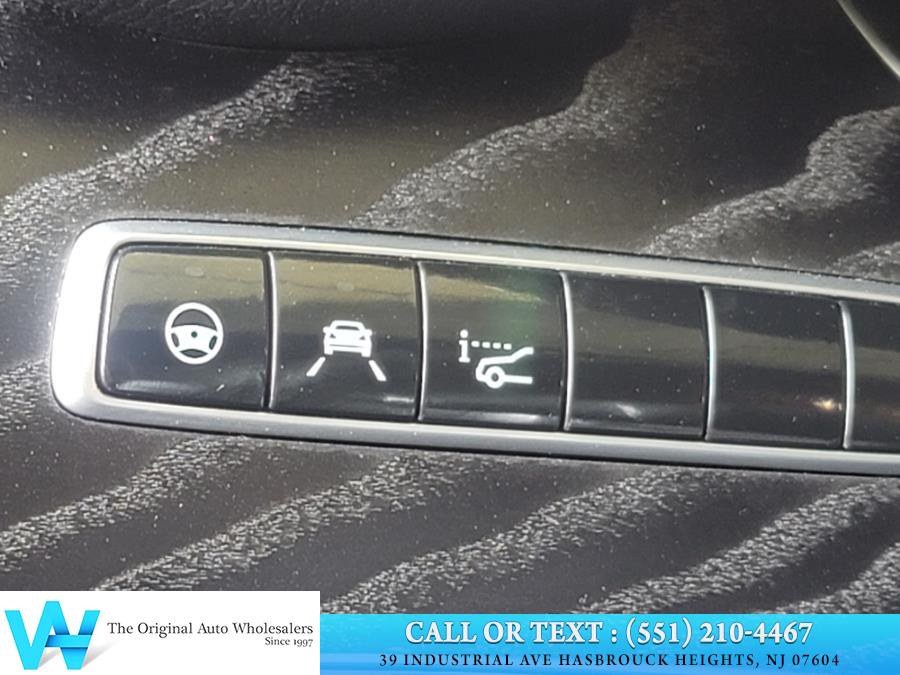 Used Mercedes-Benz E-Class E 300 4MATIC Sedan 2018 | AW Auto & Truck Wholesalers, Inc. Hasbrouck Heights, New Jersey Used Mercedes-Benz E-Class E 300 4MATIC Sedan 2018 | AW Auto & Truck Wholesalers, Inc. Hasbrouck Heights, New Jersey