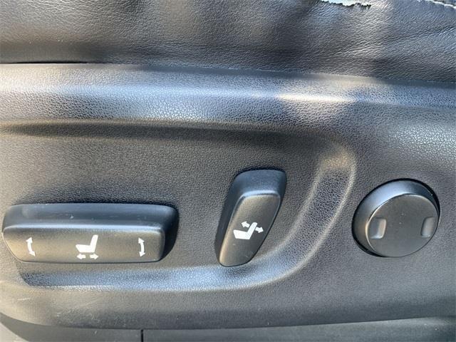 2013 Lexus Gx 460, available for sale in Stratford, Connecticut | Wiz Leasing Inc. Stratford, Connecticut 2013 Lexus Gx 460, available for sale in Stratford, Connecticut | Wiz Leasing Inc. Stratford, Connecticut