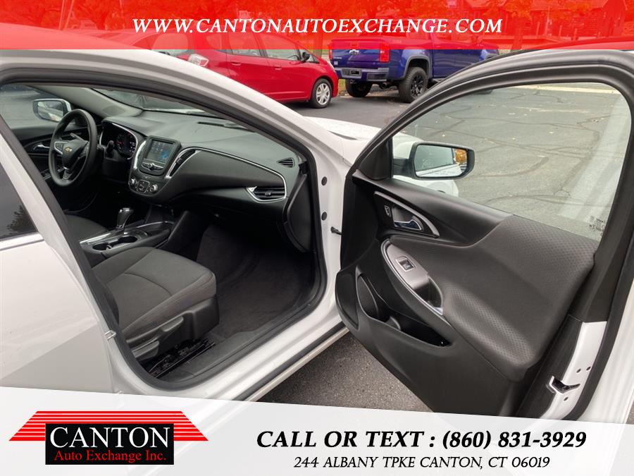 Used Chevrolet Malibu LT 2018 | Canton Auto Exchange. Canton, Connecticut Used Chevrolet Malibu LT 2018 | Canton Auto Exchange. Canton, Connecticut