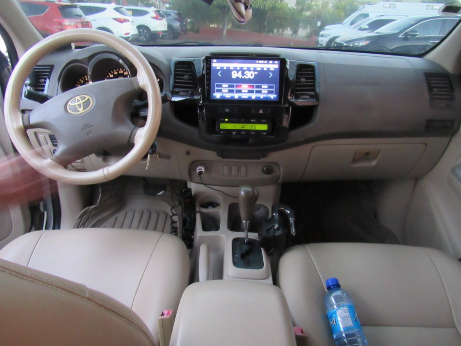 2008 Toyota FORTUNER SRV 4WD 4WD, available for sale in San Francisco de Macoris Rd, Dominican Republic | Hilario Auto Import. San Francisco de Macoris Rd, Dominican Republic 2008 Toyota FORTUNER SRV 4WD 4WD, available for sale in San Francisco de Macoris Rd, Dominican Republic | Hilario Auto Import. San Francisco de Macoris Rd, Dominican Republic
