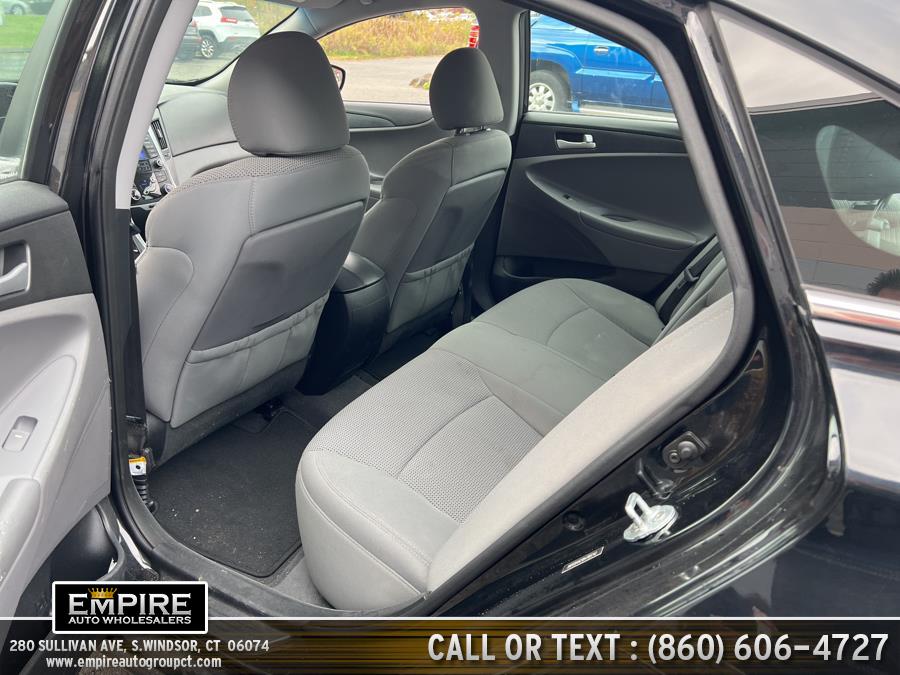 Used Hyundai Sonata 4dr Sdn 2.4L Auto GLS PZEV 2013 | Empire Auto Wholesalers. S.Windsor, Connecticut Used Hyundai Sonata 4dr Sdn 2.4L Auto GLS PZEV 2013 | Empire Auto Wholesalers. S.Windsor, Connecticut