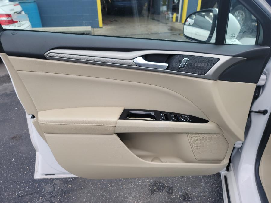 Used Ford Fusion 4dr Sdn SE FWD 2013 | Eugen's Auto Sales & Repairs. Philadelphia, Pennsylvania Used Ford Fusion 4dr Sdn SE FWD 2013 | Eugen's Auto Sales & Repairs. Philadelphia, Pennsylvania