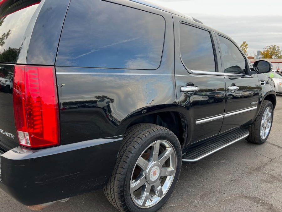 Used Cadillac Escalade AWD 4dr Luxury 2012 | Marsh Auto Sales LLC. Ortonville, Michigan Used Cadillac Escalade AWD 4dr Luxury 2012 | Marsh Auto Sales LLC. Ortonville, Michigan