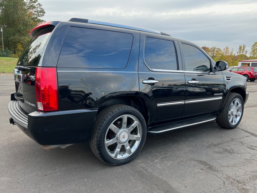 Used Cadillac Escalade AWD 4dr Luxury 2012 | Marsh Auto Sales LLC. Ortonville, Michigan Used Cadillac Escalade AWD 4dr Luxury 2012 | Marsh Auto Sales LLC. Ortonville, Michigan