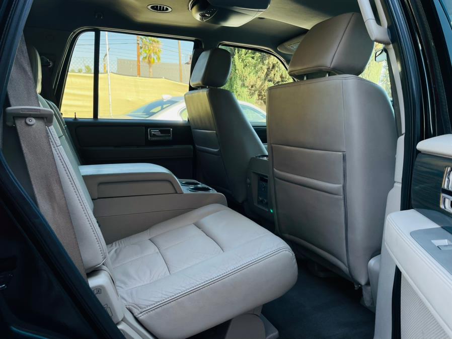Used Lincoln Navigator 2WD 4dr Ultimate 2007 | U Save Auto Auction. Garden Grove, California Used Lincoln Navigator 2WD 4dr Ultimate 2007 | U Save Auto Auction. Garden Grove, California