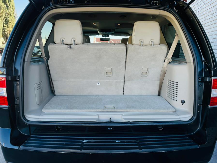 Used Lincoln Navigator 2WD 4dr Ultimate 2007 | U Save Auto Auction. Garden Grove, California Used Lincoln Navigator 2WD 4dr Ultimate 2007 | U Save Auto Auction. Garden Grove, California