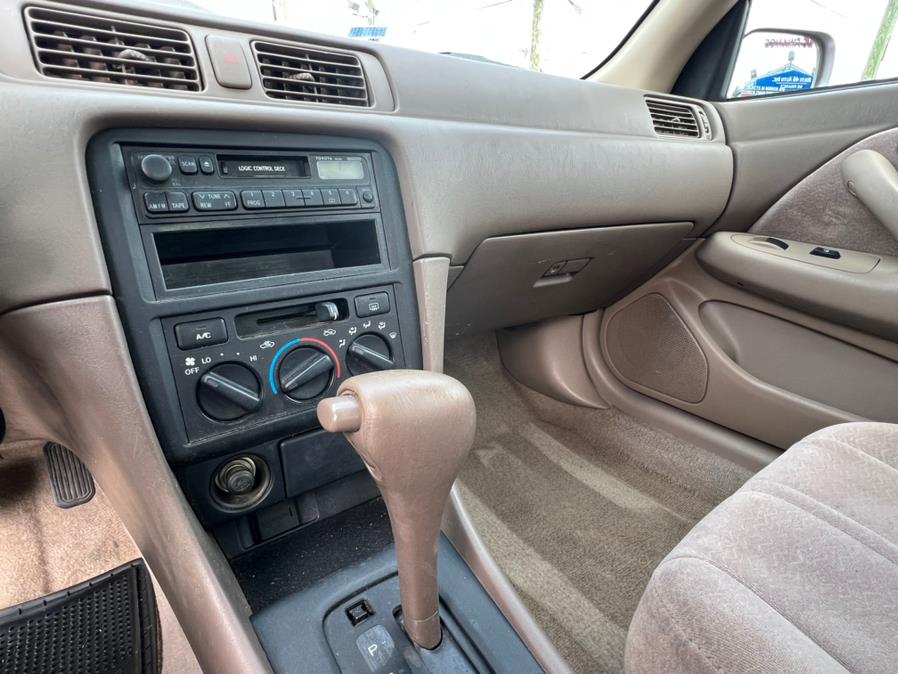 Used Toyota Camry 4dr Sdn LE V6 Auto 1997 | Route 46 Auto Sales Inc. Lodi, New Jersey Used Toyota Camry 4dr Sdn LE V6 Auto 1997 | Route 46 Auto Sales Inc. Lodi, New Jersey