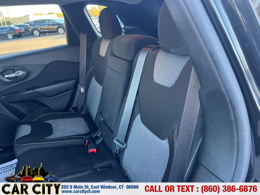 Used Jeep Cherokee 4WD 4dr Latitude 2014 | Car City LLC. East Windsor, Connecticut Used Jeep Cherokee 4WD 4dr Latitude 2014 | Car City LLC. East Windsor, Connecticut