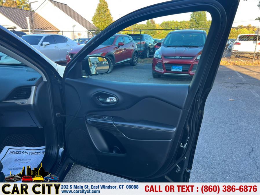 Used Jeep Cherokee 4WD 4dr Latitude 2014 | Car City LLC. East Windsor, Connecticut Used Jeep Cherokee 4WD 4dr Latitude 2014 | Car City LLC. East Windsor, Connecticut