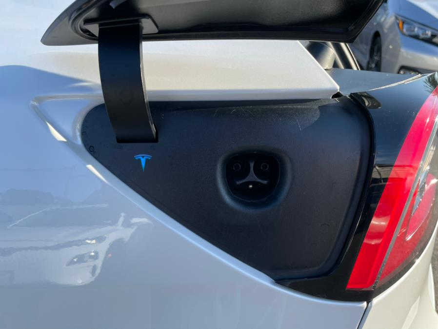 Used Tesla Model Y Standard Range RWD 2021 | Green Light Auto Wholesale. Daly City, California Used Tesla Model Y Standard Range RWD 2021 | Green Light Auto Wholesale. Daly City, California