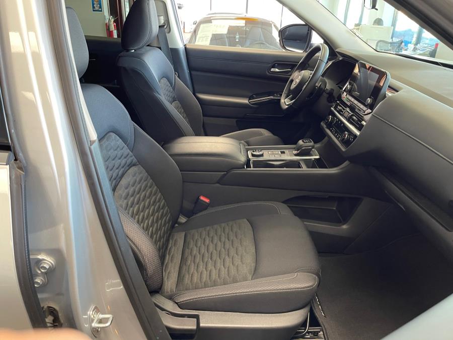 2022 Nissan Pathfinder SV 4WD, available for sale in Inwood, New York | 5 Towns Drive. Inwood, New York 2022 Nissan Pathfinder SV 4WD, available for sale in Inwood, New York | 5 Towns Drive. Inwood, New York