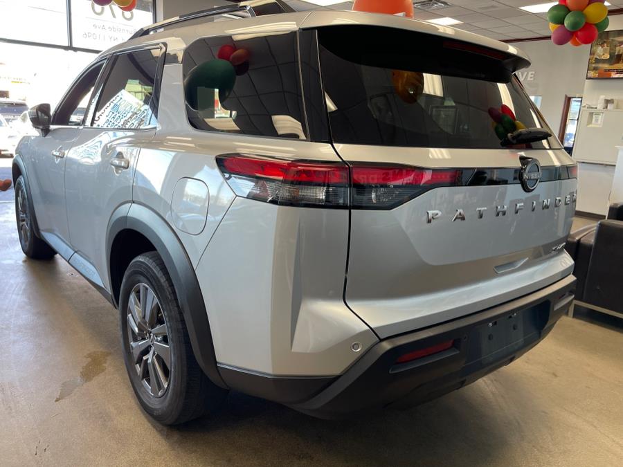 2022 Nissan Pathfinder SV 4WD, available for sale in Inwood, New York | 5 Towns Drive. Inwood, New York 2022 Nissan Pathfinder SV 4WD, available for sale in Inwood, New York | 5 Towns Drive. Inwood, New York