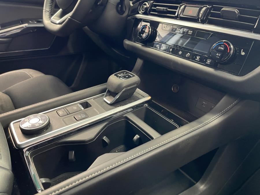 2022 Nissan Pathfinder SV 4WD, available for sale in Inwood, New York | 5 Towns Drive. Inwood, New York 2022 Nissan Pathfinder SV 4WD, available for sale in Inwood, New York | 5 Towns Drive. Inwood, New York