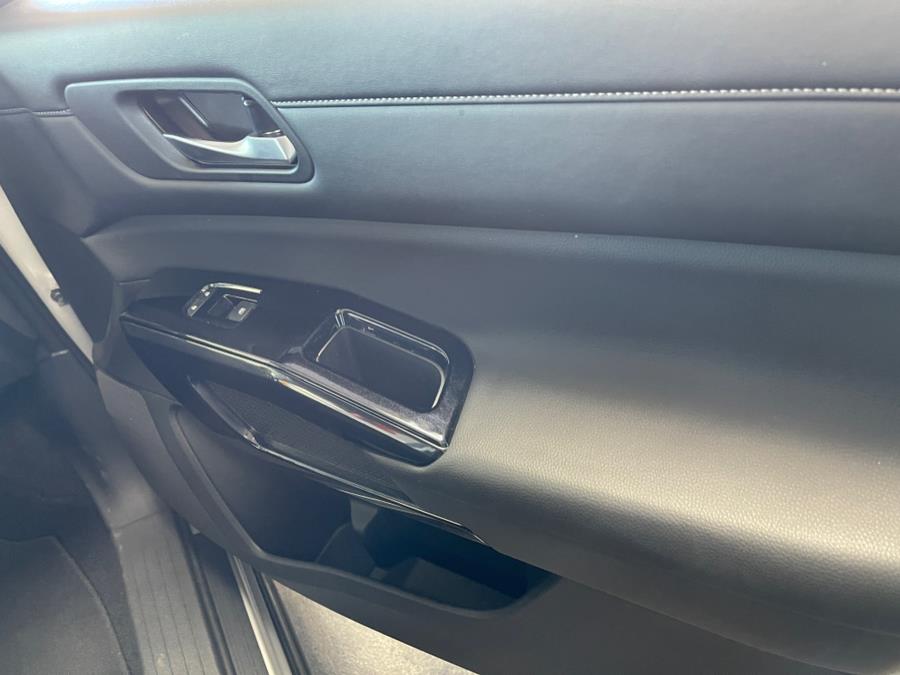 2022 Nissan Pathfinder SV 4WD, available for sale in Inwood, New York | 5 Towns Drive. Inwood, New York 2022 Nissan Pathfinder SV 4WD, available for sale in Inwood, New York | 5 Towns Drive. Inwood, New York