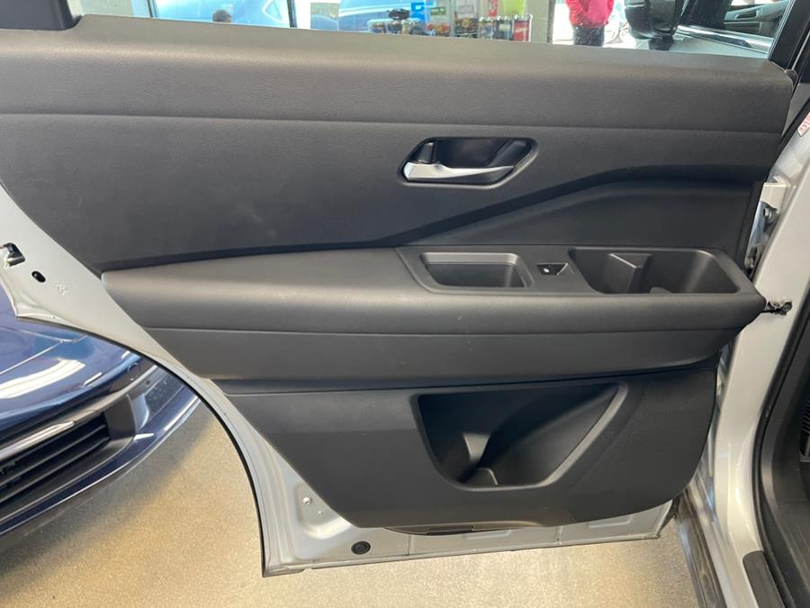 2022 Nissan Pathfinder SV 4WD, available for sale in Inwood, New York | 5 Towns Drive. Inwood, New York 2022 Nissan Pathfinder SV 4WD, available for sale in Inwood, New York | 5 Towns Drive. Inwood, New York