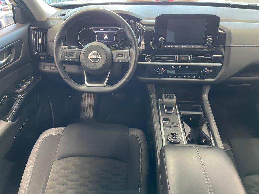 2022 Nissan Pathfinder SV 4WD, available for sale in Inwood, New York | 5 Towns Drive. Inwood, New York 2022 Nissan Pathfinder SV 4WD, available for sale in Inwood, New York | 5 Towns Drive. Inwood, New York