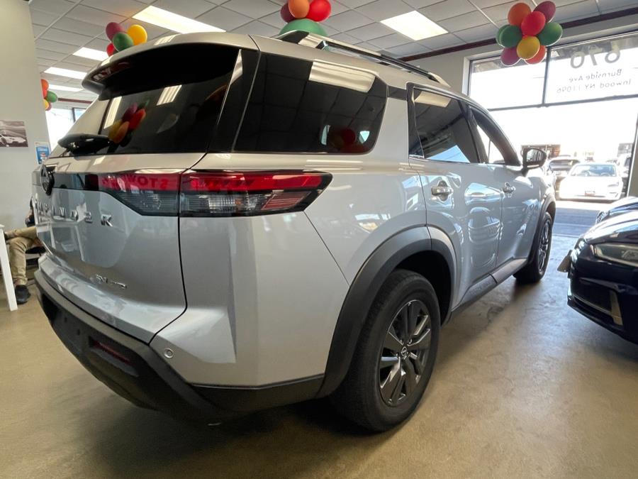 2022 Nissan Pathfinder SV 4WD, available for sale in Inwood, New York | 5 Towns Drive. Inwood, New York 2022 Nissan Pathfinder SV 4WD, available for sale in Inwood, New York | 5 Towns Drive. Inwood, New York