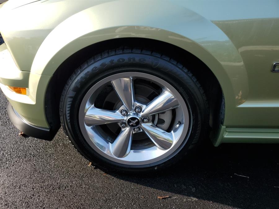 2006 Ford Mustang 2dr Cpe GT Premium, available for sale in Islip, New York | L.I. Auto Gallery. Islip, New York 2006 Ford Mustang 2dr Cpe GT Premium, available for sale in Islip, New York | L.I. Auto Gallery. Islip, New York