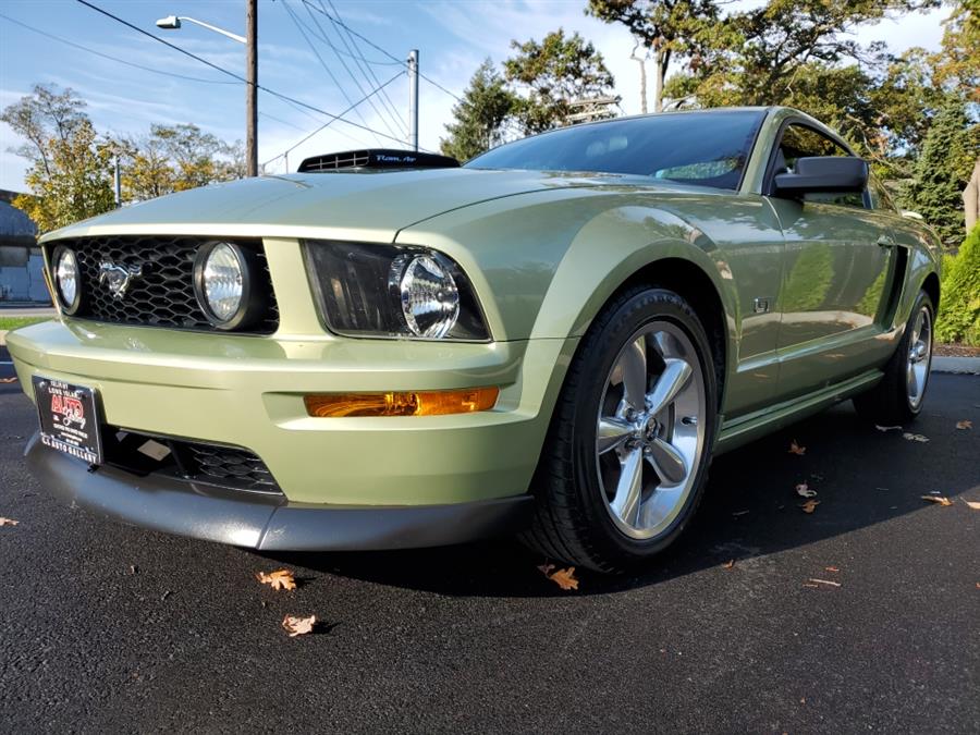 2006 Ford Mustang 2dr Cpe GT Premium, available for sale in Islip, New York | L.I. Auto Gallery. Islip, New York