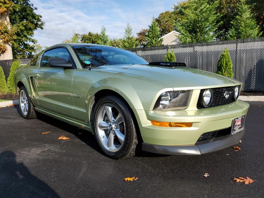 2006 Ford Mustang 2dr Cpe GT Premium, available for sale in Islip, New York | L.I. Auto Gallery. Islip, New York 2006 Ford Mustang 2dr Cpe GT Premium, available for sale in Islip, New York | L.I. Auto Gallery. Islip, New York