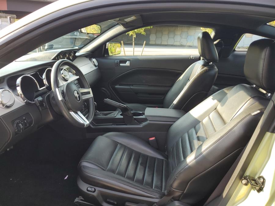 2006 Ford Mustang 2dr Cpe GT Premium, available for sale in Islip, New York | L.I. Auto Gallery. Islip, New York 2006 Ford Mustang 2dr Cpe GT Premium, available for sale in Islip, New York | L.I. Auto Gallery. Islip, New York