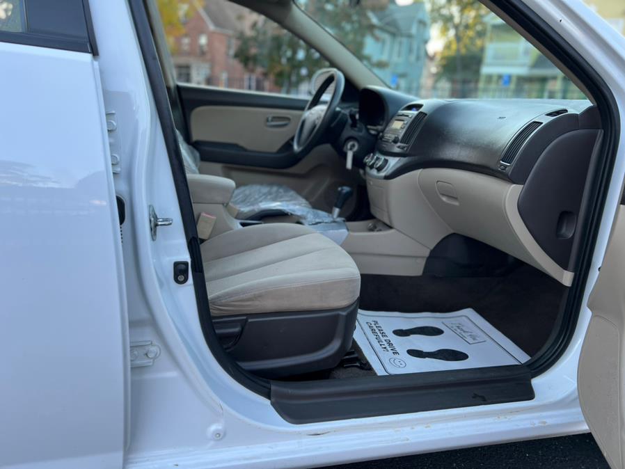 2009 Hyundai Elantra 4dr Sdn Auto GLS, available for sale in Springfield, Massachusetts | Jordan Auto Sales. Springfield, Massachusetts 2009 Hyundai Elantra 4dr Sdn Auto GLS, available for sale in Springfield, Massachusetts | Jordan Auto Sales. Springfield, Massachusetts