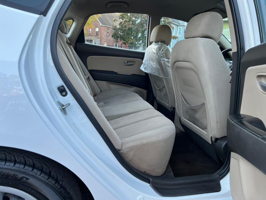 2009 Hyundai Elantra 4dr Sdn Auto GLS, available for sale in Springfield, Massachusetts | Jordan Auto Sales. Springfield, Massachusetts 2009 Hyundai Elantra 4dr Sdn Auto GLS, available for sale in Springfield, Massachusetts | Jordan Auto Sales. Springfield, Massachusetts