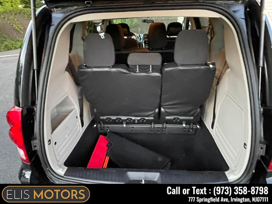2017 Dodge Grand Caravan SE Wagon, available for sale in Irvington, New Jersey | Elis Motors Corp. Irvington, New Jersey 2017 Dodge Grand Caravan SE Wagon, available for sale in Irvington, New Jersey | Elis Motors Corp. Irvington, New Jersey