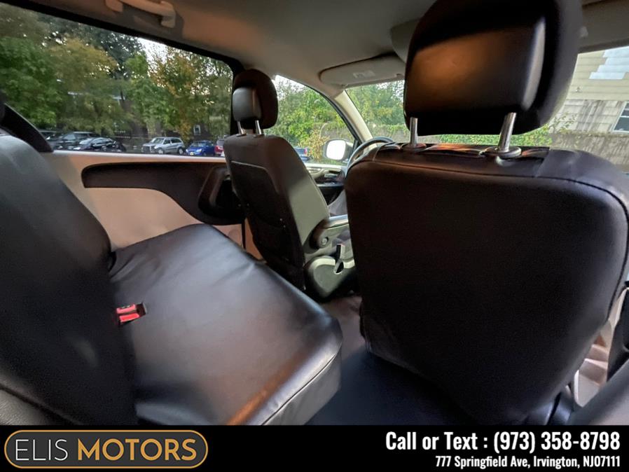 2017 Dodge Grand Caravan SE Wagon, available for sale in Irvington, New Jersey | Elis Motors Corp. Irvington, New Jersey 2017 Dodge Grand Caravan SE Wagon, available for sale in Irvington, New Jersey | Elis Motors Corp. Irvington, New Jersey