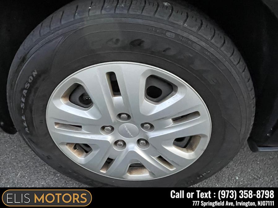 2017 Dodge Grand Caravan SE Wagon, available for sale in Irvington, New Jersey | Elis Motors Corp. Irvington, New Jersey 2017 Dodge Grand Caravan SE Wagon, available for sale in Irvington, New Jersey | Elis Motors Corp. Irvington, New Jersey