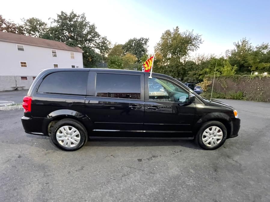 2017 Dodge Grand Caravan SE Wagon, available for sale in Irvington, New Jersey | Elis Motors Corp. Irvington, New Jersey 2017 Dodge Grand Caravan SE Wagon, available for sale in Irvington, New Jersey | Elis Motors Corp. Irvington, New Jersey