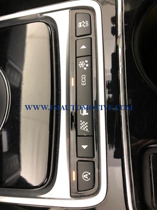 2017 Jaguar F-pace 35t AWD, available for sale in Naugatuck, Connecticut | J&M Automotive Sls&Svc LLC. Naugatuck, Connecticut 2017 Jaguar F-pace 35t AWD, available for sale in Naugatuck, Connecticut | J&M Automotive Sls&Svc LLC. Naugatuck, Connecticut