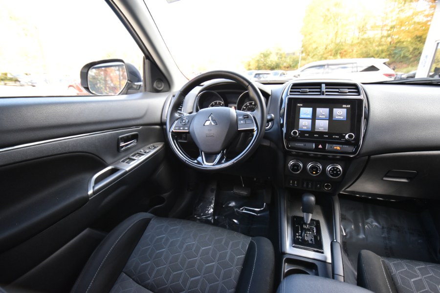 Used Mitsubishi Outlander Sport SE 2.0 CVT 2020 | Highline Car Connection. Waterbury, Connecticut Used Mitsubishi Outlander Sport SE 2.0 CVT 2020 | Highline Car Connection. Waterbury, Connecticut