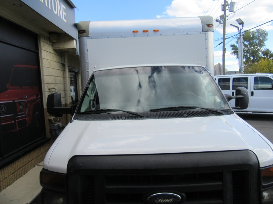 Used Ford Econoline Commercial Cutaway E-350 Super Duty 176" DRW 2013 | Royalty Auto Sales. Little Ferry, New Jersey Used Ford Econoline Commercial Cutaway E-350 Super Duty 176" DRW 2013 | Royalty Auto Sales. Little Ferry, New Jersey
