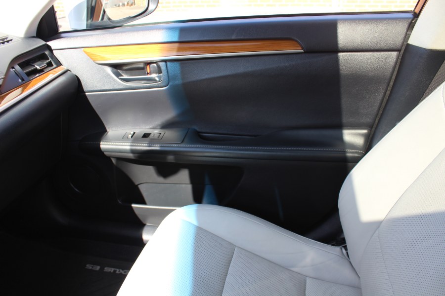 2014 Lexus ES 300h 4dr Sdn Hybrid, available for sale in Deer Park, New York | Car Tec Enterprise Leasing & Sales LLC. Deer Park, New York 2014 Lexus ES 300h 4dr Sdn Hybrid, available for sale in Deer Park, New York | Car Tec Enterprise Leasing & Sales LLC. Deer Park, New York
