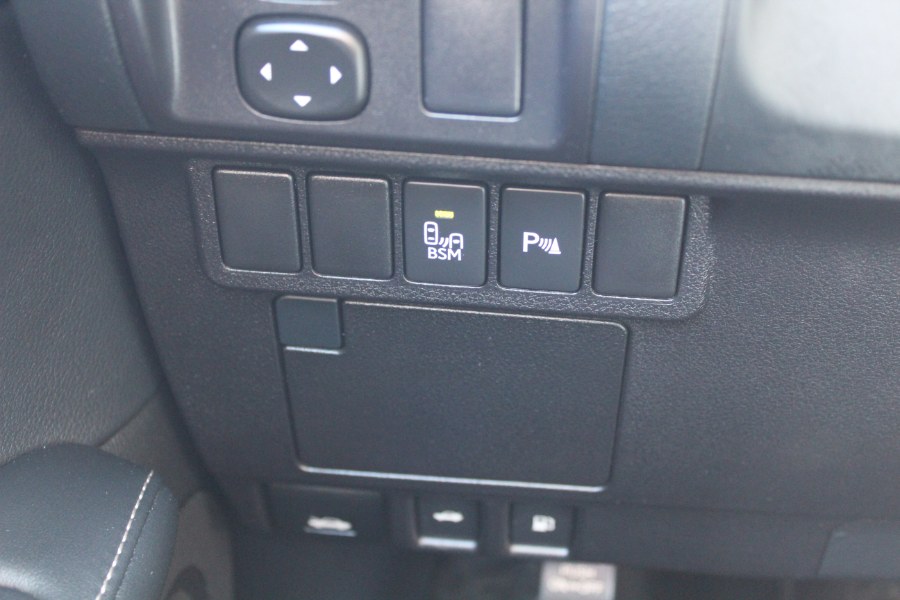 2014 Lexus ES 300h 4dr Sdn Hybrid, available for sale in Deer Park, New York | Car Tec Enterprise Leasing & Sales LLC. Deer Park, New York 2014 Lexus ES 300h 4dr Sdn Hybrid, available for sale in Deer Park, New York | Car Tec Enterprise Leasing & Sales LLC. Deer Park, New York