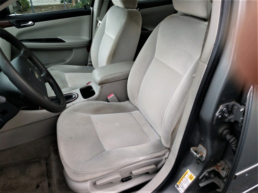 Used Chevrolet Impala 4dr Sdn LS 2008 | Warwick Auto Sales Inc. COPIAGUE, New York Used Chevrolet Impala 4dr Sdn LS 2008 | Warwick Auto Sales Inc. COPIAGUE, New York