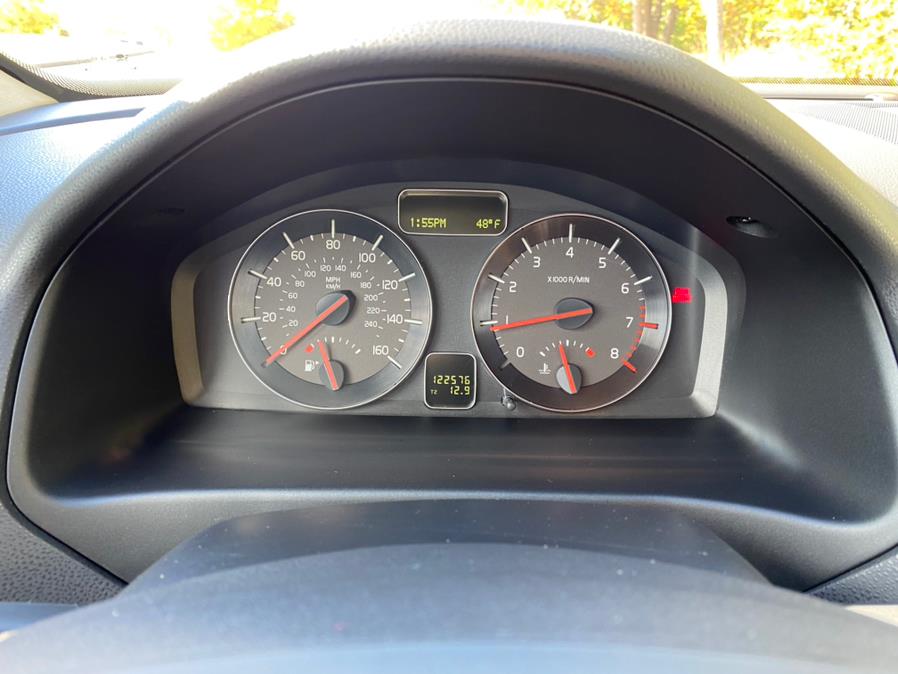 2011 Volvo C30 2dr Cpe Man w/Moonroof, available for sale in Waterbury, Connecticut | Platinum Auto Care. Waterbury, Connecticut 2011 Volvo C30 2dr Cpe Man w/Moonroof, available for sale in Waterbury, Connecticut | Platinum Auto Care. Waterbury, Connecticut