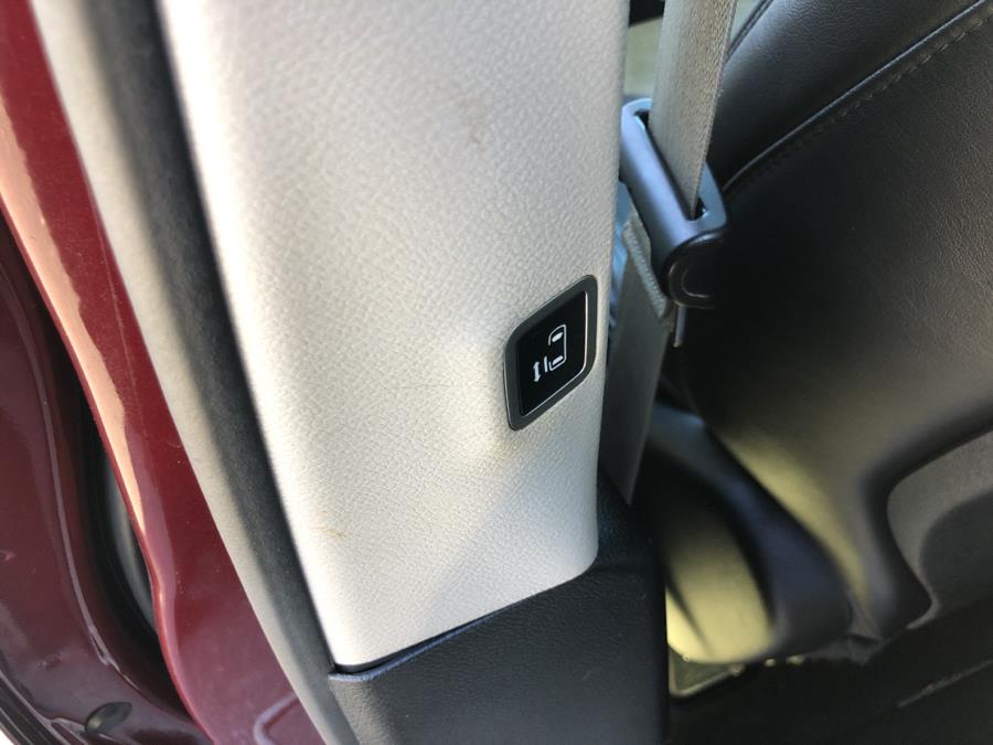 2018 Chrysler Pacifica Limited FWD, available for sale in Franklin Square, New York | Signature Auto Sales. Franklin Square, New York 2018 Chrysler Pacifica Limited FWD, available for sale in Franklin Square, New York | Signature Auto Sales. Franklin Square, New York