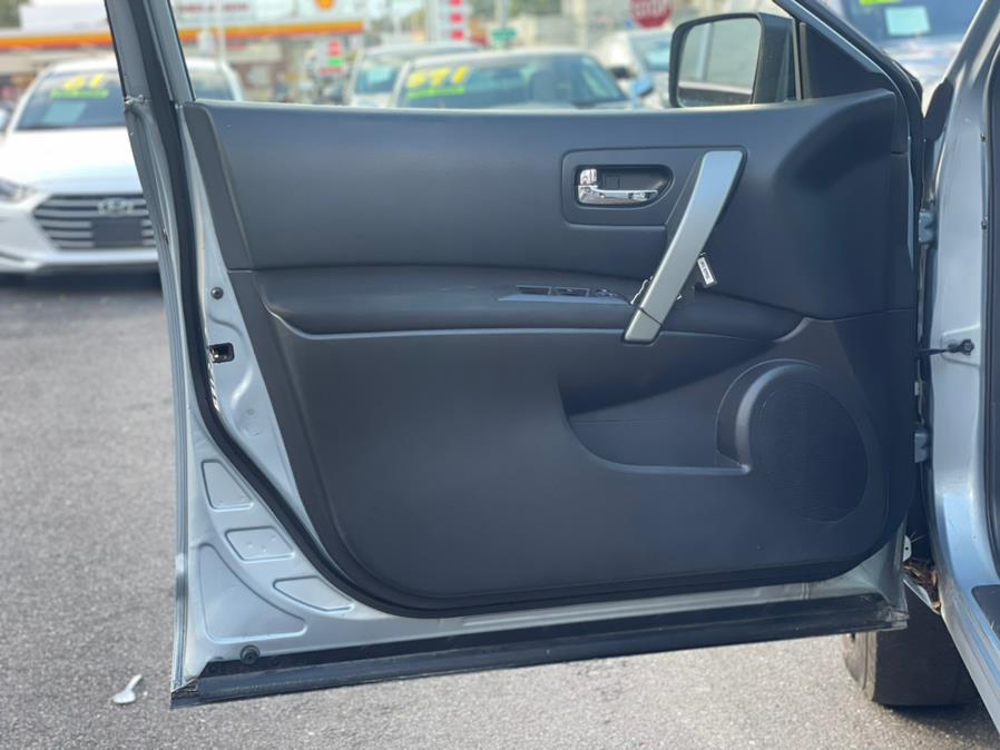 2013 Nissan Rogue S. CLEAN CARFAX!, available for sale in Rosedale, New York | Sunrise Auto Sales. Rosedale, New York 2013 Nissan Rogue S. CLEAN CARFAX!, available for sale in Rosedale, New York | Sunrise Auto Sales. Rosedale, New York