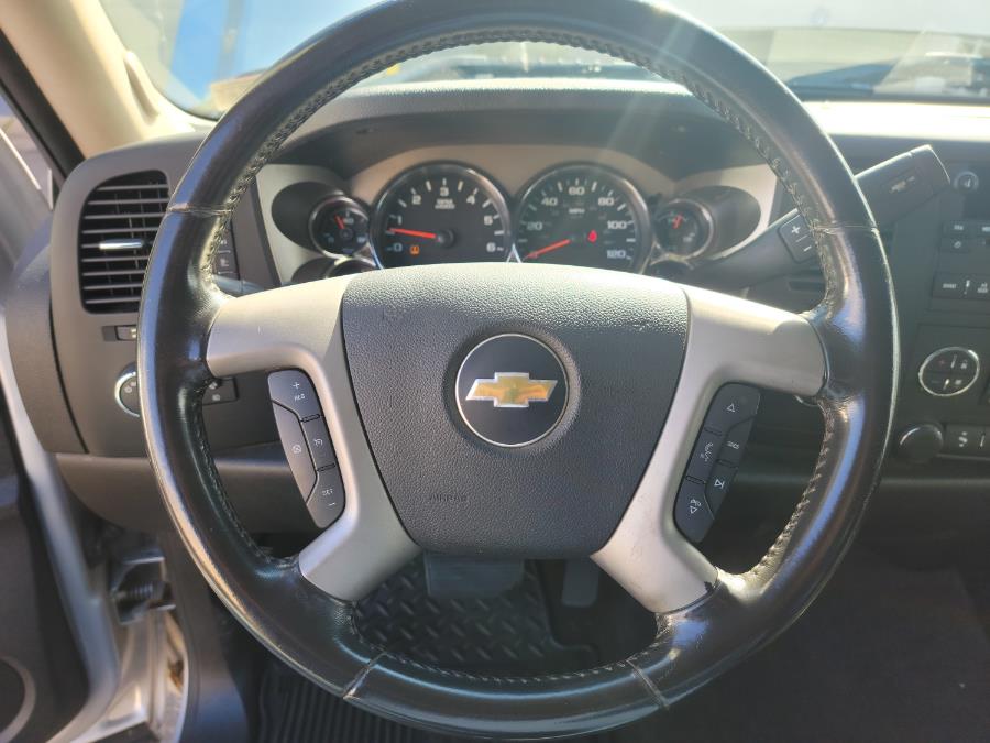 Used Chevrolet Silverado 1500 4WD Ext Cab 157.5" LT 2012 | Eugen's Auto Sales & Repairs. Philadelphia, Pennsylvania Used Chevrolet Silverado 1500 4WD Ext Cab 157.5" LT 2012 | Eugen's Auto Sales & Repairs. Philadelphia, Pennsylvania