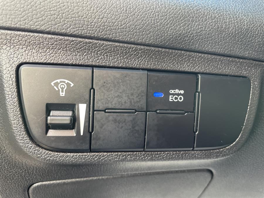 2016 Hyundai Veloster Coupe 3DR 1.6L I4 FWD, available for sale in Hartford, Connecticut | Lex Autos LLC. Hartford, Connecticut 2016 Hyundai Veloster Coupe 3DR 1.6L I4 FWD, available for sale in Hartford, Connecticut | Lex Autos LLC. Hartford, Connecticut