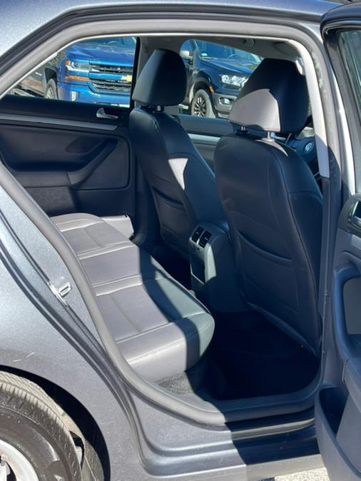 Used Volkswagen Jetta Sedan 4dr Auto SEL PZEV 2009 | New Beginning Auto Service Inc . Ashland , Massachusetts Used Volkswagen Jetta Sedan 4dr Auto SEL PZEV 2009 | New Beginning Auto Service Inc . Ashland , Massachusetts