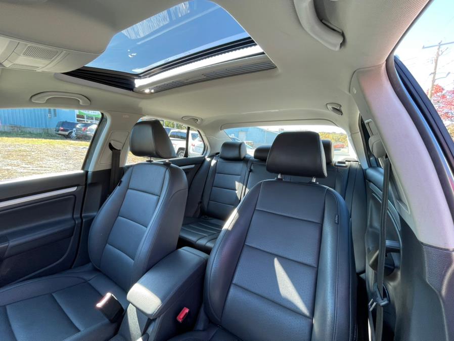 Used Volkswagen Jetta Sedan 4dr Auto SEL PZEV 2009 | New Beginning Auto Service Inc . Ashland , Massachusetts Used Volkswagen Jetta Sedan 4dr Auto SEL PZEV 2009 | New Beginning Auto Service Inc . Ashland , Massachusetts