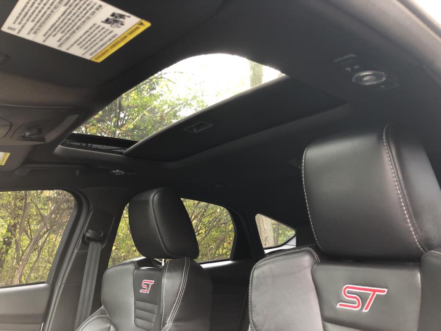 2013 Ford Focus 5dr HB ST, available for sale in Beavercreek, Ohio | Wholesale Direct Motors. Beavercreek, Ohio 2013 Ford Focus 5dr HB ST, available for sale in Beavercreek, Ohio | Wholesale Direct Motors. Beavercreek, Ohio