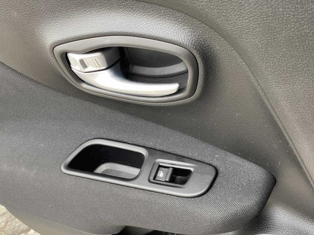 Used Jeep Renegade Latitude 2021 | Eastchester Motor Cars. Bronx, New York Used Jeep Renegade Latitude 2021 | Eastchester Motor Cars. Bronx, New York