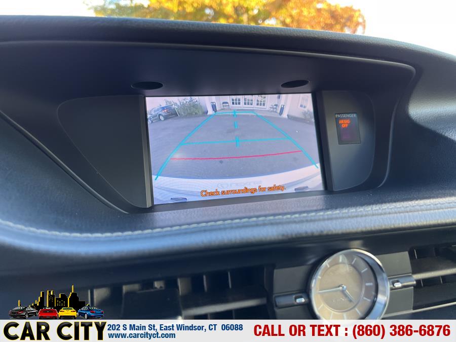 2013 Lexus ES 300h 4dr Sdn Hybrid, available for sale in East Windsor, Connecticut | Car City LLC. East Windsor, Connecticut 2013 Lexus ES 300h 4dr Sdn Hybrid, available for sale in East Windsor, Connecticut | Car City LLC. East Windsor, Connecticut
