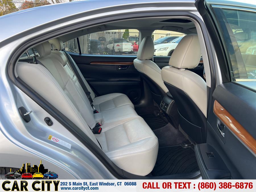 2013 Lexus ES 300h 4dr Sdn Hybrid, available for sale in East Windsor, Connecticut | Car City LLC. East Windsor, Connecticut 2013 Lexus ES 300h 4dr Sdn Hybrid, available for sale in East Windsor, Connecticut | Car City LLC. East Windsor, Connecticut