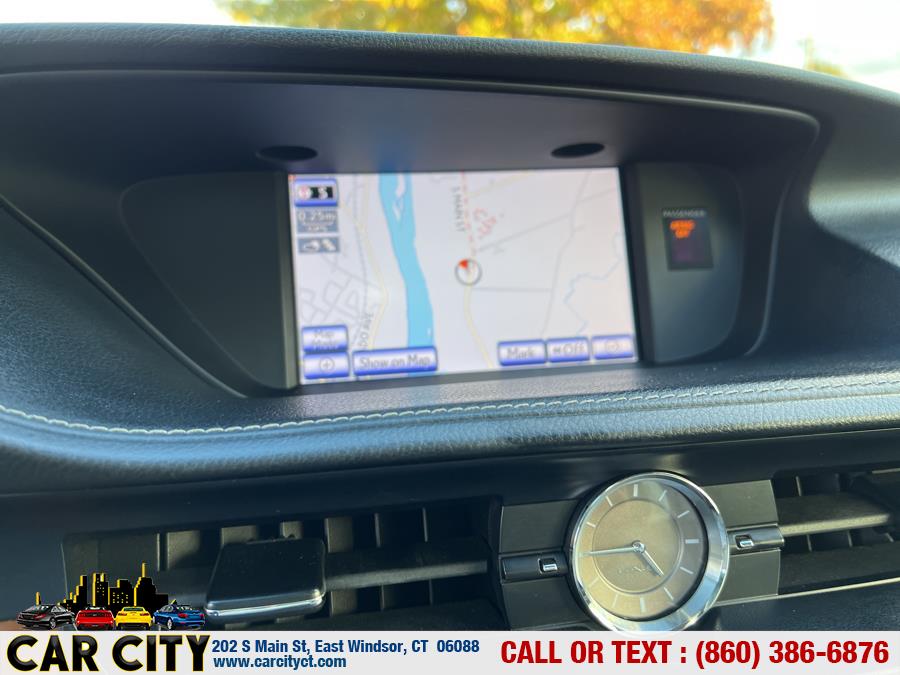 2013 Lexus ES 300h 4dr Sdn Hybrid, available for sale in East Windsor, Connecticut | Car City LLC. East Windsor, Connecticut 2013 Lexus ES 300h 4dr Sdn Hybrid, available for sale in East Windsor, Connecticut | Car City LLC. East Windsor, Connecticut