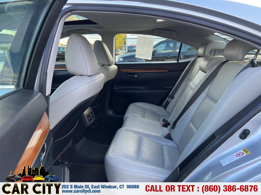2013 Lexus ES 300h 4dr Sdn Hybrid, available for sale in East Windsor, Connecticut | Car City LLC. East Windsor, Connecticut 2013 Lexus ES 300h 4dr Sdn Hybrid, available for sale in East Windsor, Connecticut | Car City LLC. East Windsor, Connecticut